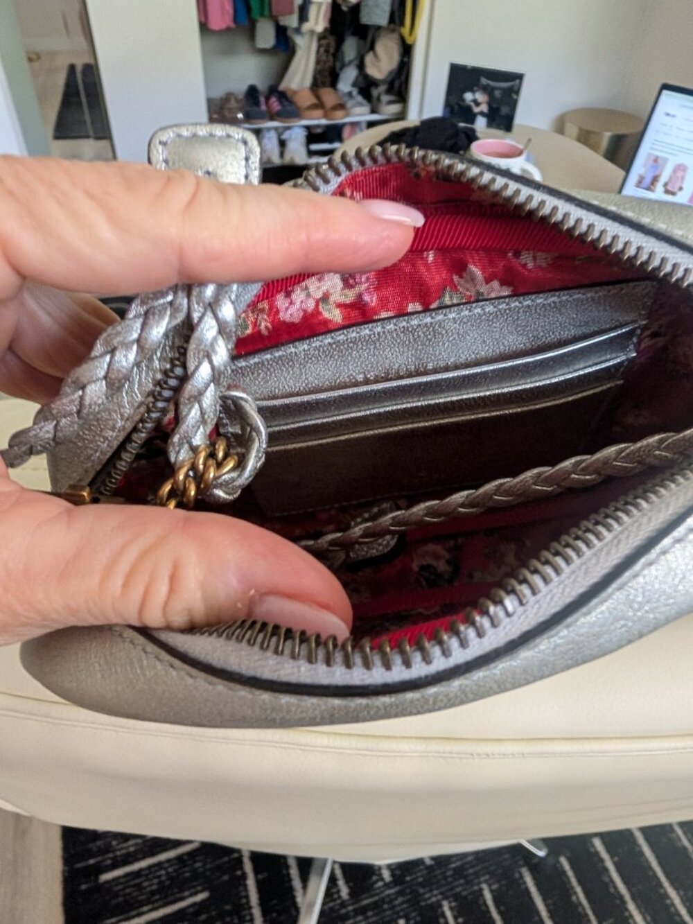Gucci Marmont Mini Camera Bag Metallic Silver Matelasse leather - Picture 5 of 5